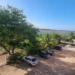 Solar Teixeira Flats